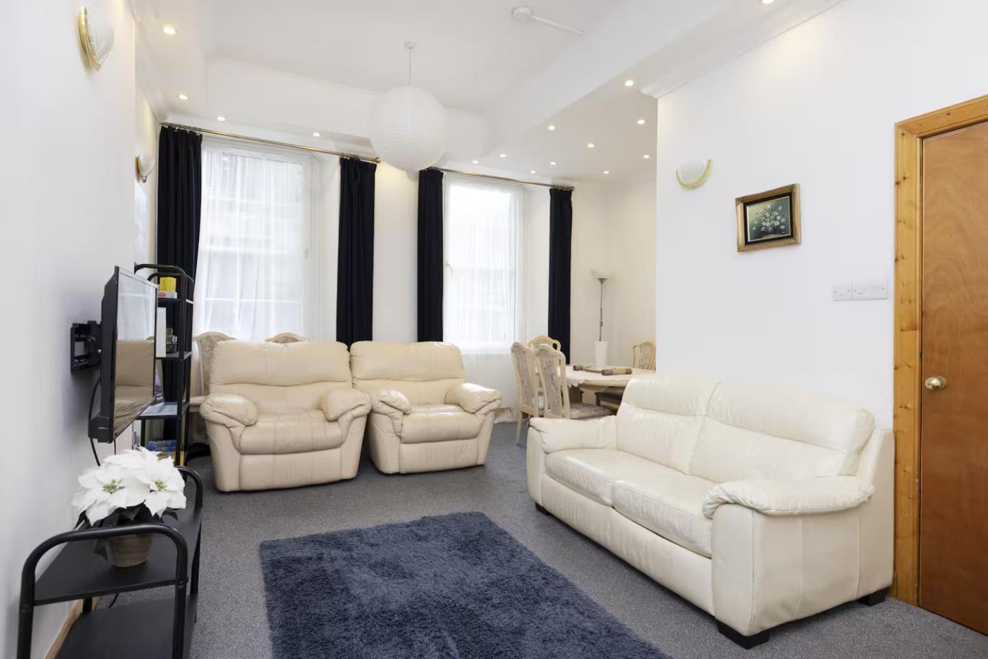 Joivy 3 Bed Flat In Old Town, Close To Grassmarket EDI Exterior foto